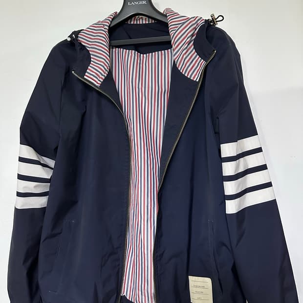 톰브라운 네이비 삼선 바람막이 1사이즈