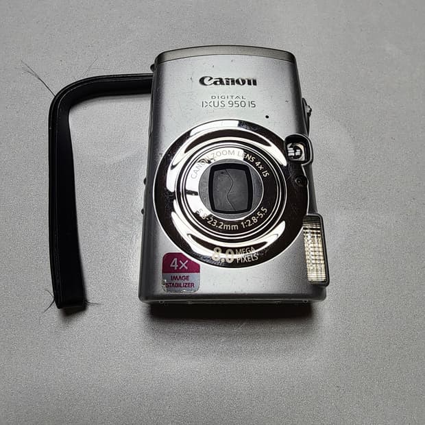 캐논 익서스950is 디지털카메라