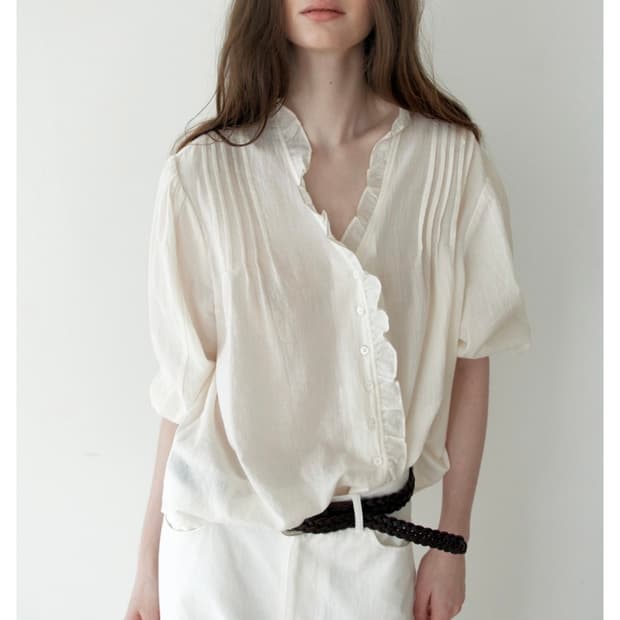 The Lille Spring Mare Frill Blouse