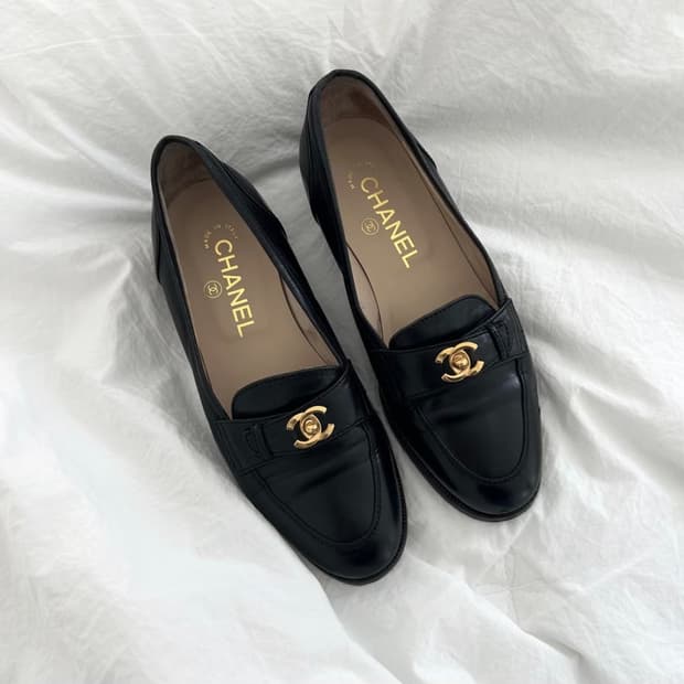 샤넬 빈티지 턴락 로퍼