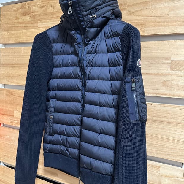 몽클레어 니트패딩