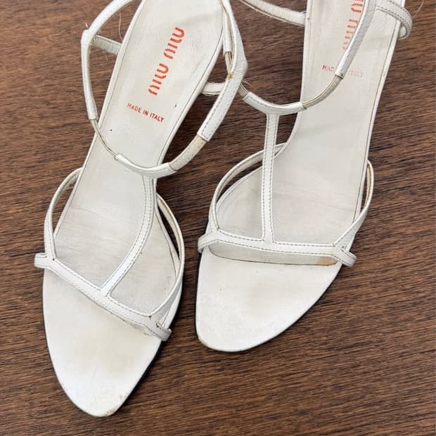 miumiu t-strap sandal