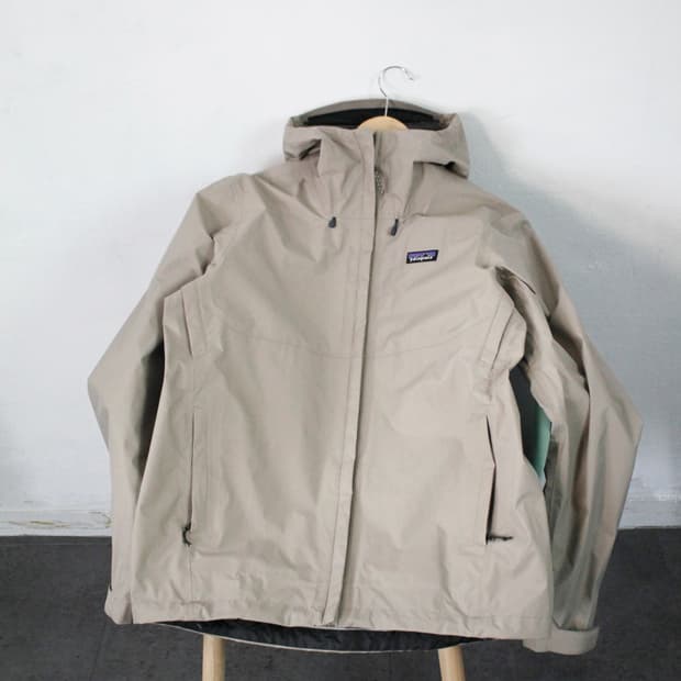 Patagonia Torrent Shell Wind Jacket