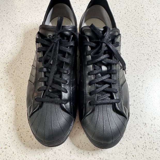 Y-3 슈퍼스타 올블랙 285