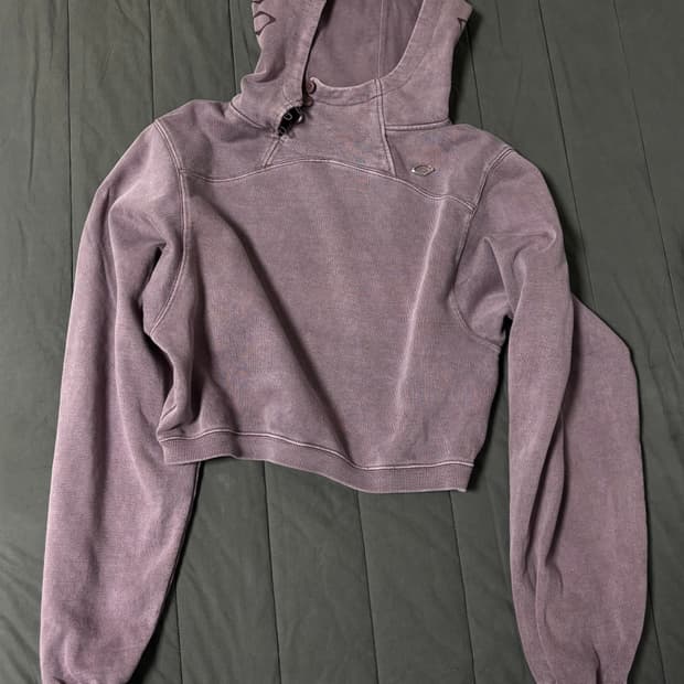 미스치프 사이드 버튼 업 크롭 후드 워시드 레드 브라운