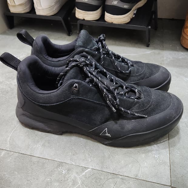 Roa 로아 친지노 44