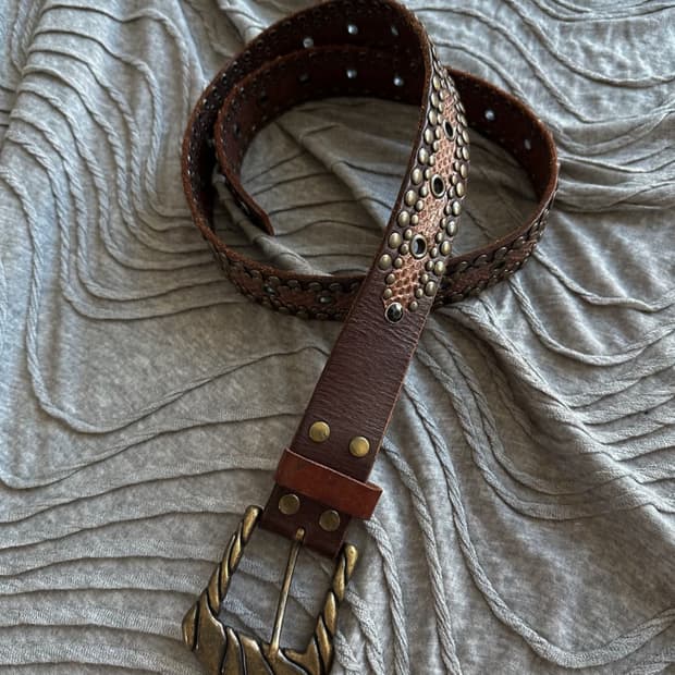 "Tornadomart" python stud belt