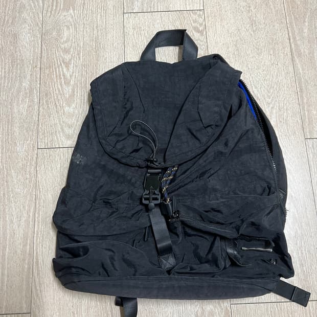 아더에러 나일론 백팩