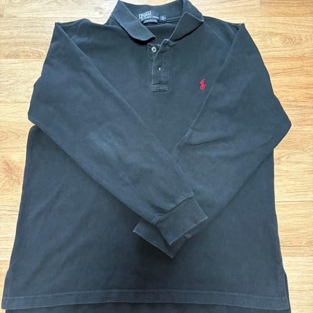 폴로 긴팔티 검정색