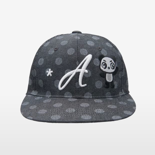 더뮤지엄비지터 모자 (BLACK DOT)