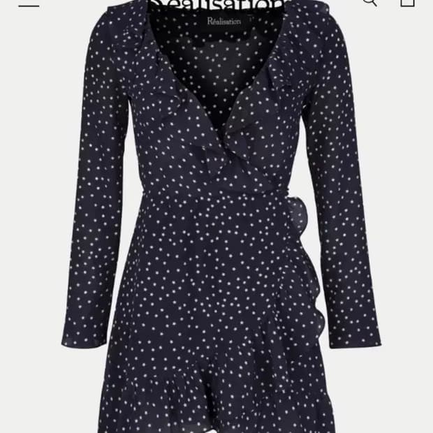 리얼리제이션 파 원피스 미듐사이즈 일회착용상품