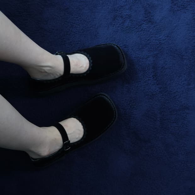 Camper velvet mary jane
