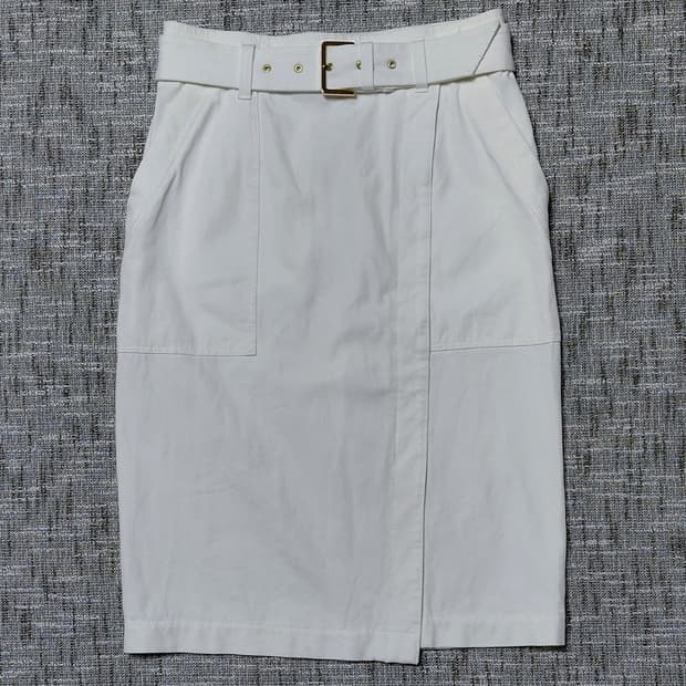 PINKY&DIANNE 골드벨트 랩 미디 스커트 (화이트/36)