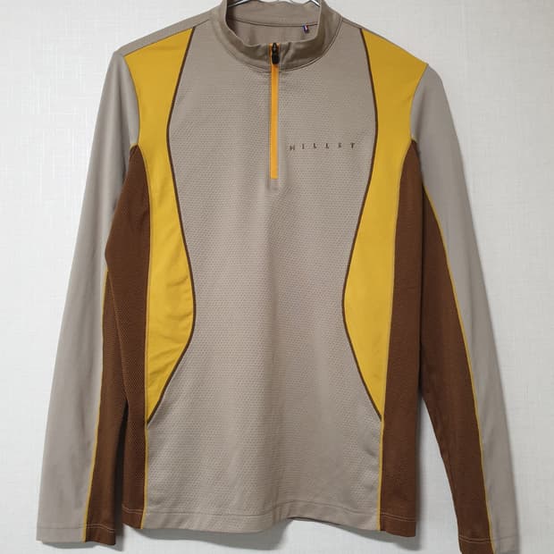 밀레 반집업 긴팔티 95사이즈