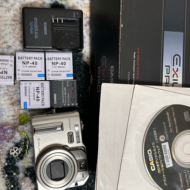 카시오 엑슬림 디지털 카메라 빈티지 디카