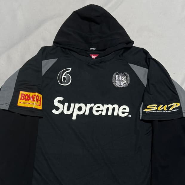 L 슈프림 23fw 후드 사커 져지
