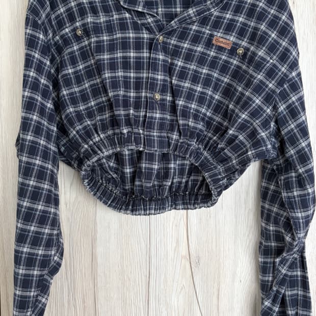 칼하트 크롭 셔츠