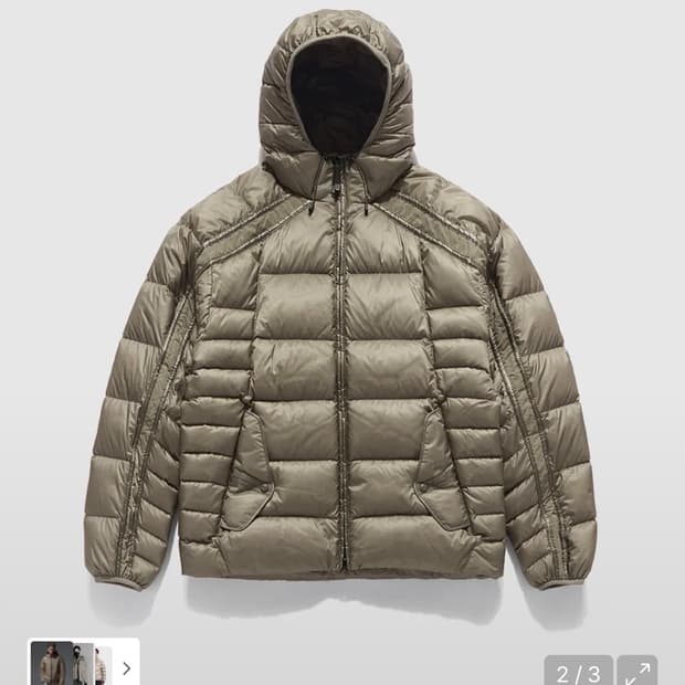 데상트 이스트로그 콜라보 패딩 팝니다