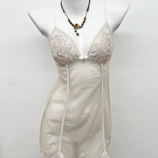 화이트페어리 엔젤 자수 시어 슬립