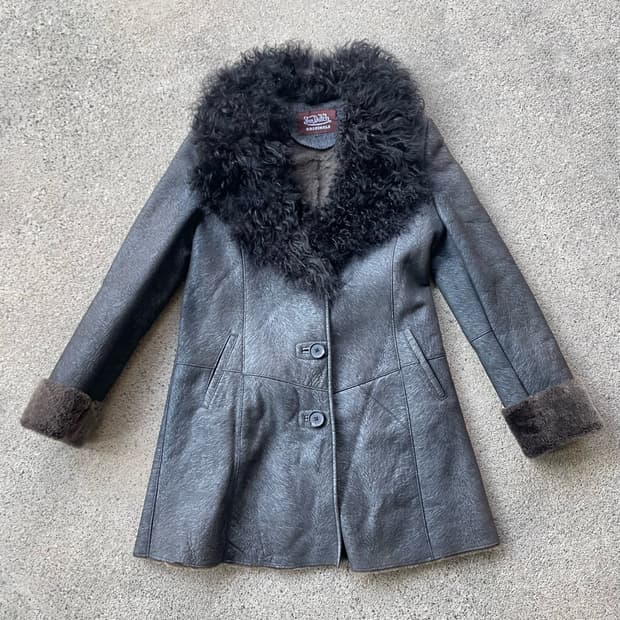 Von Dutch Shearling Collar Mouton Coat