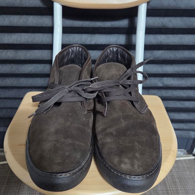 (정품) [몽클레어] 스웨이드 가죽 스니커즈 판매합니다.