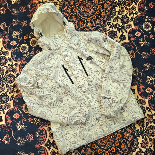 노스페이스 고어텍스 서밋시리즈 바람막이 XL size