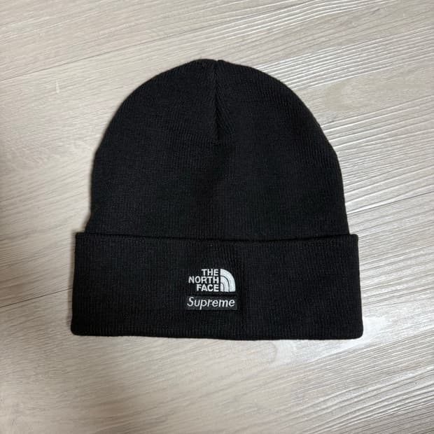 슈프림 노스페이스 비니