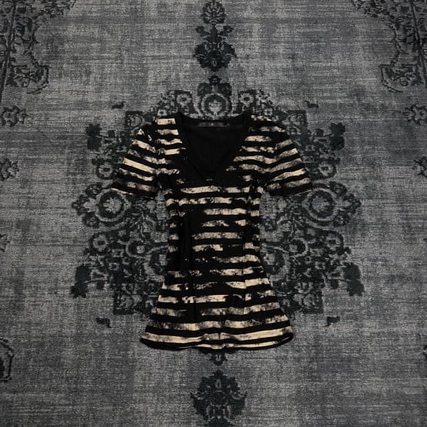 No id 00s bleached stripe t shirts