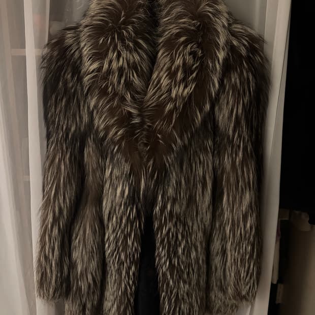 사가폭스 퍼자켓 판매해요