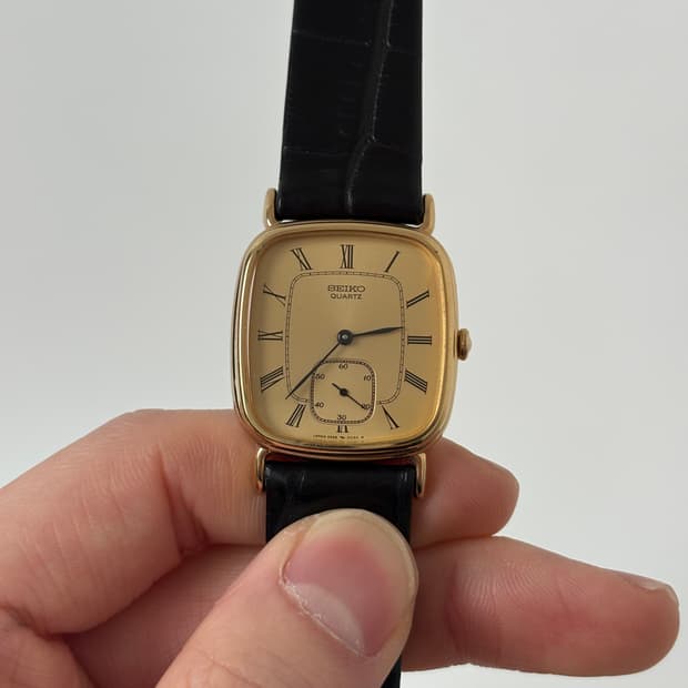 1980s Chariot Small Seconds Gold Quartz