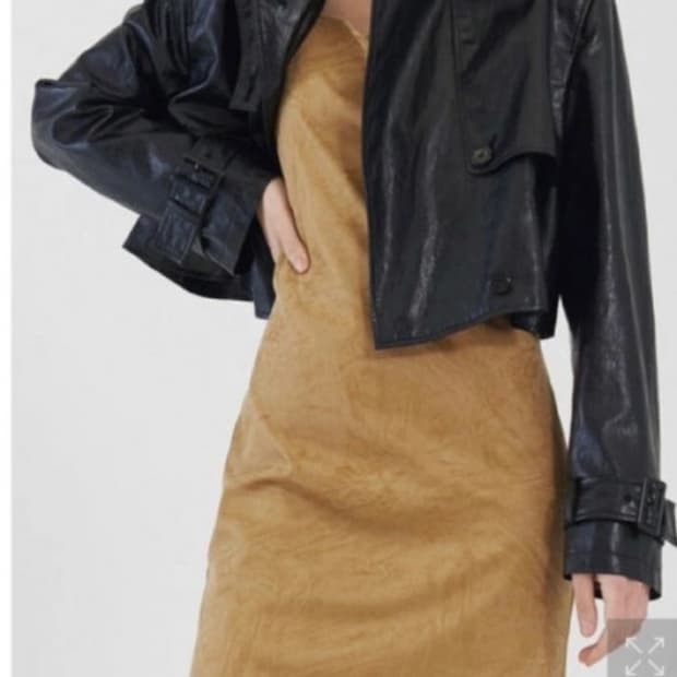 다이애그널 크롭 레더자켓