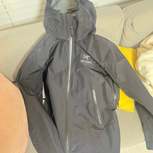 [L] 아크테릭스 베타LT 블랙