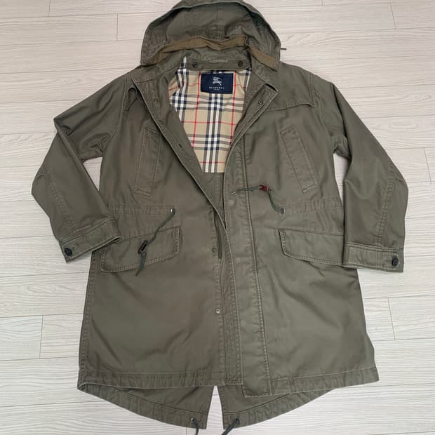 Burberry fishtail (피쉬테일 자켓 )