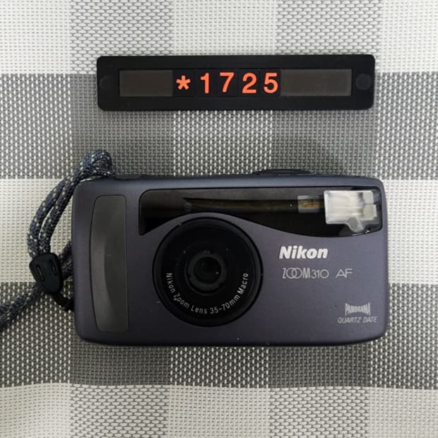 니콘 줌 310 AF 파노라마 블랙바디 필름카메라