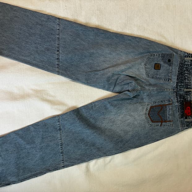 펠레펠레 와이드진