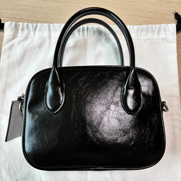 니히 스퀘어백 미니 블랙 