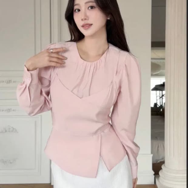 새상품 그레이데시온 뷔스티에블라우스 (하객룩)