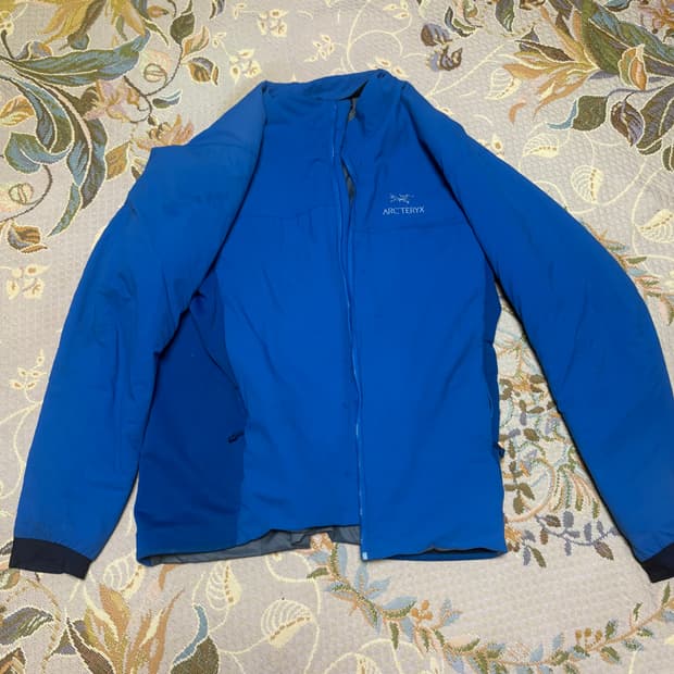 아크테릭스 아톰 블루