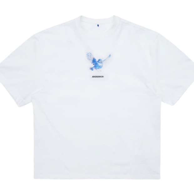 아더에러  blue bird 티셔츠