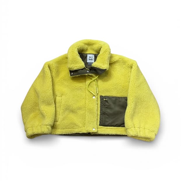 JUCY JUDY 하이넥 크롭 덤블링 점퍼