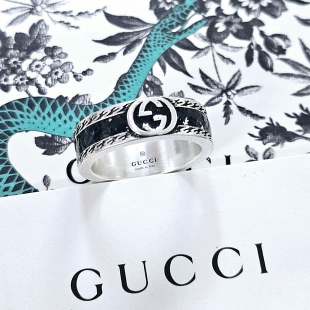 구찌 인터로킹 G 와이드 블랙 반지12호/실측 약11.5호[정품/풀세트]