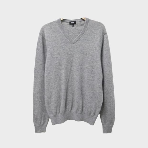 유니클로 캐시미어 그레이 니트 61385