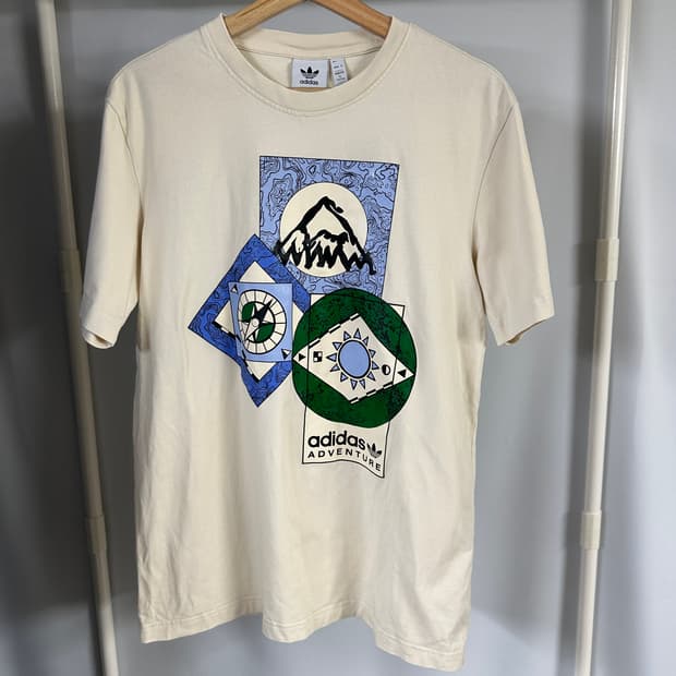 아디다스 티셔츠