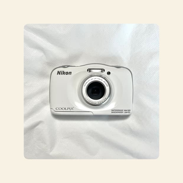 니콘 쿨픽스 s33 방수 디카 nikon coolpix 화이트