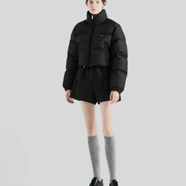 프라다 리나일론 크롭 패딩 숏 다운 자켓 블랙 