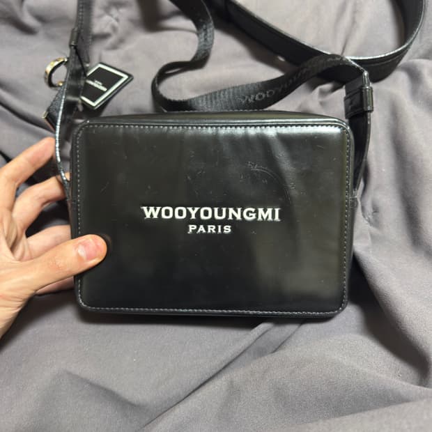 우영미 스퀘어 크로스백