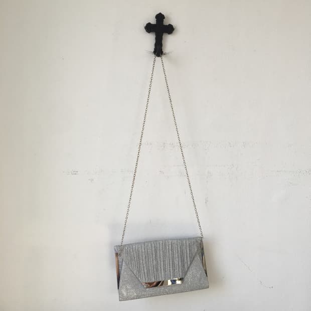  beads cross bag
