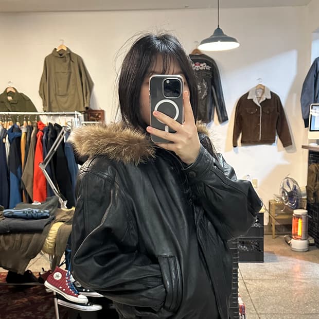 소가죽 크롭 퍼후드 봄버