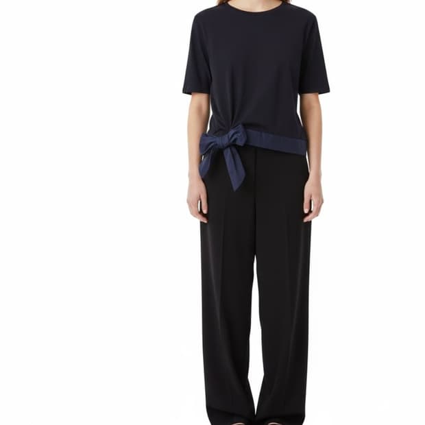 ribbon draped T-shirt