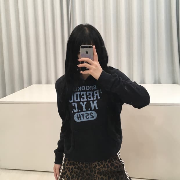 빈티지 네이비 레터링 후드티